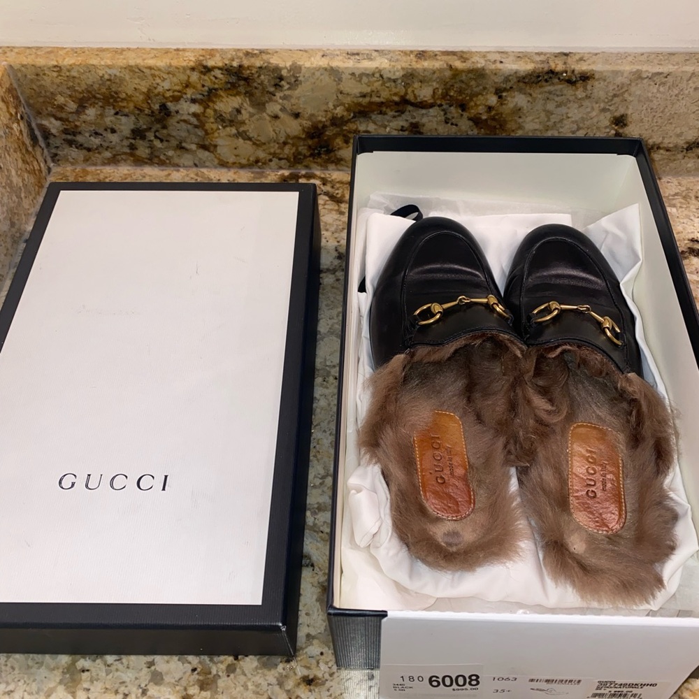 Gucci Black Leather Fur Loafers